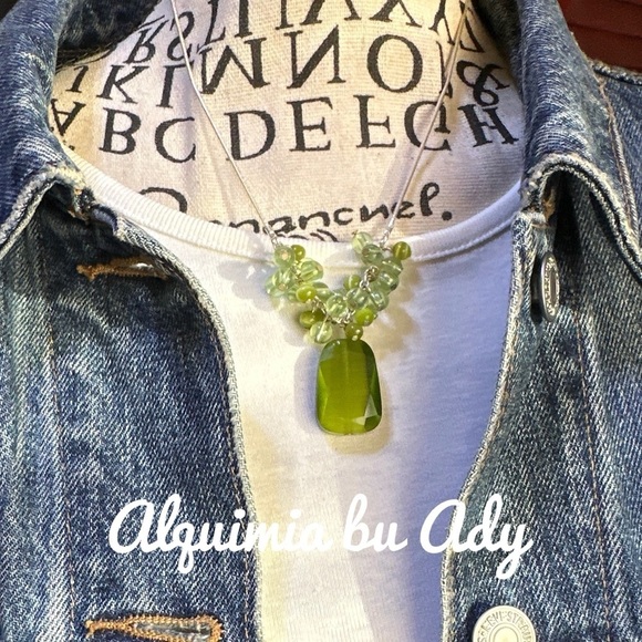 Peridot and silver statement cluster silver necklace - Picture 1 of 2